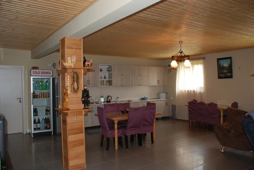 Guest House Lasili Mestia Eksteriør billede